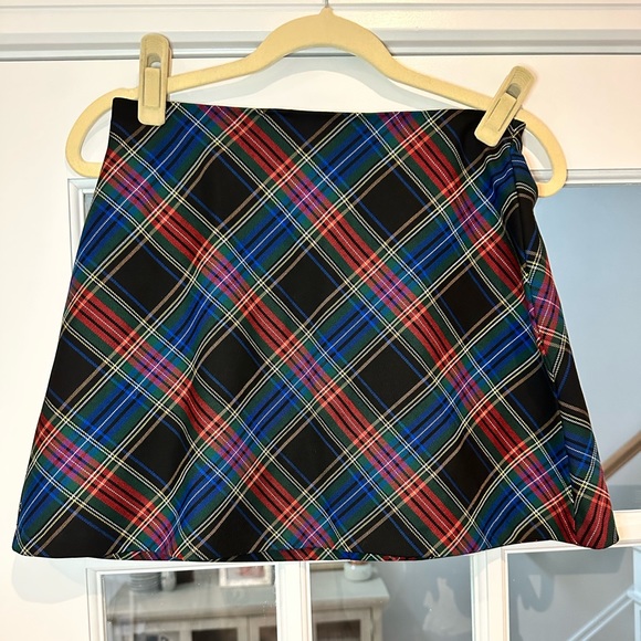 Zara black, red, green and blue plaid mini skirt - size small - Picture 3 of 6